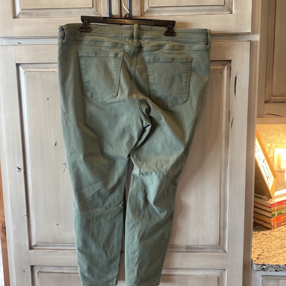 Gap Factory legging skimmer - Picture 4 of 4